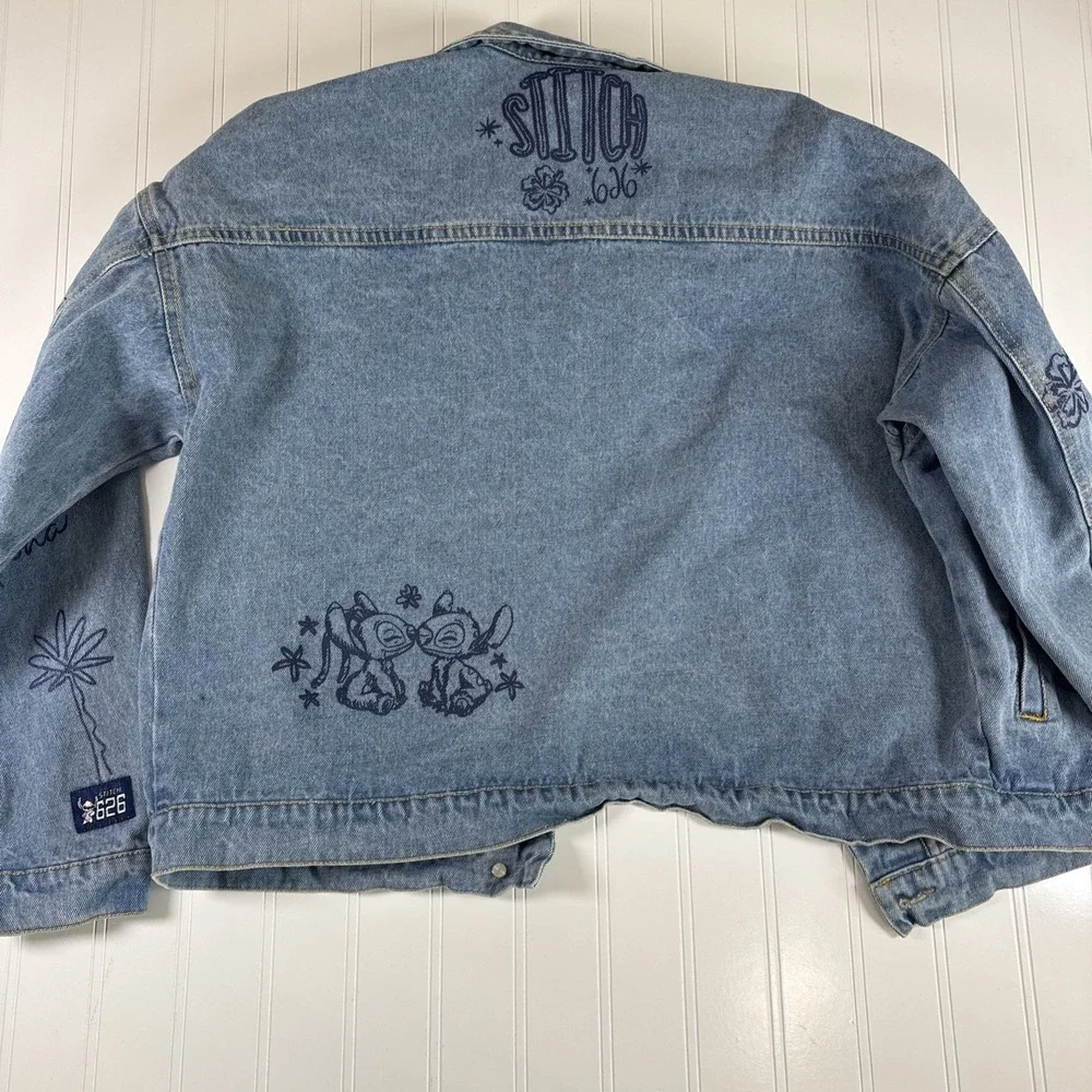 Disney Stitch 626 Jean Jacket Juniors Size S(3-5)‎ Light Wash Embroidered Prints